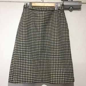 VINTAGE MIDI WOOL SKIRTS SIZE 30
